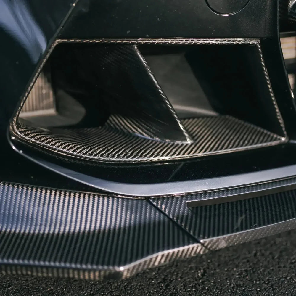 BMW G8X Carbon Fiber Front Air Duct Trim