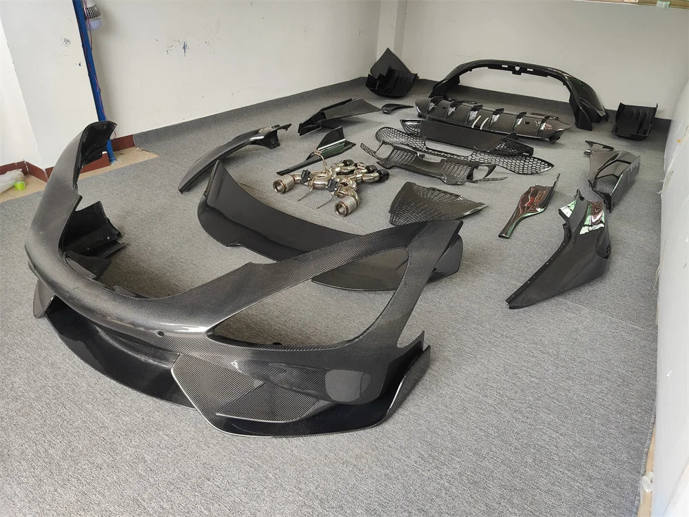 MCLAREN 720S Carbon Fiber 765LT Body Kit