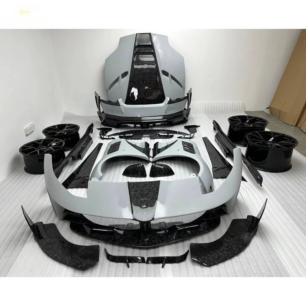 FERRARI 812 Partial Dry Forged Carbon Fiber Mansori Style Body Kit