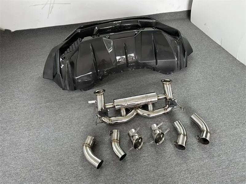 LAMBORGHINI HURACAN Dry Forged Carbon Fiber Rear Bumper