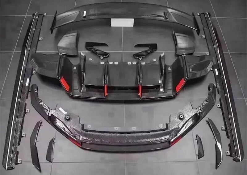 AUDI R8 Carbon Fiber Body Kit