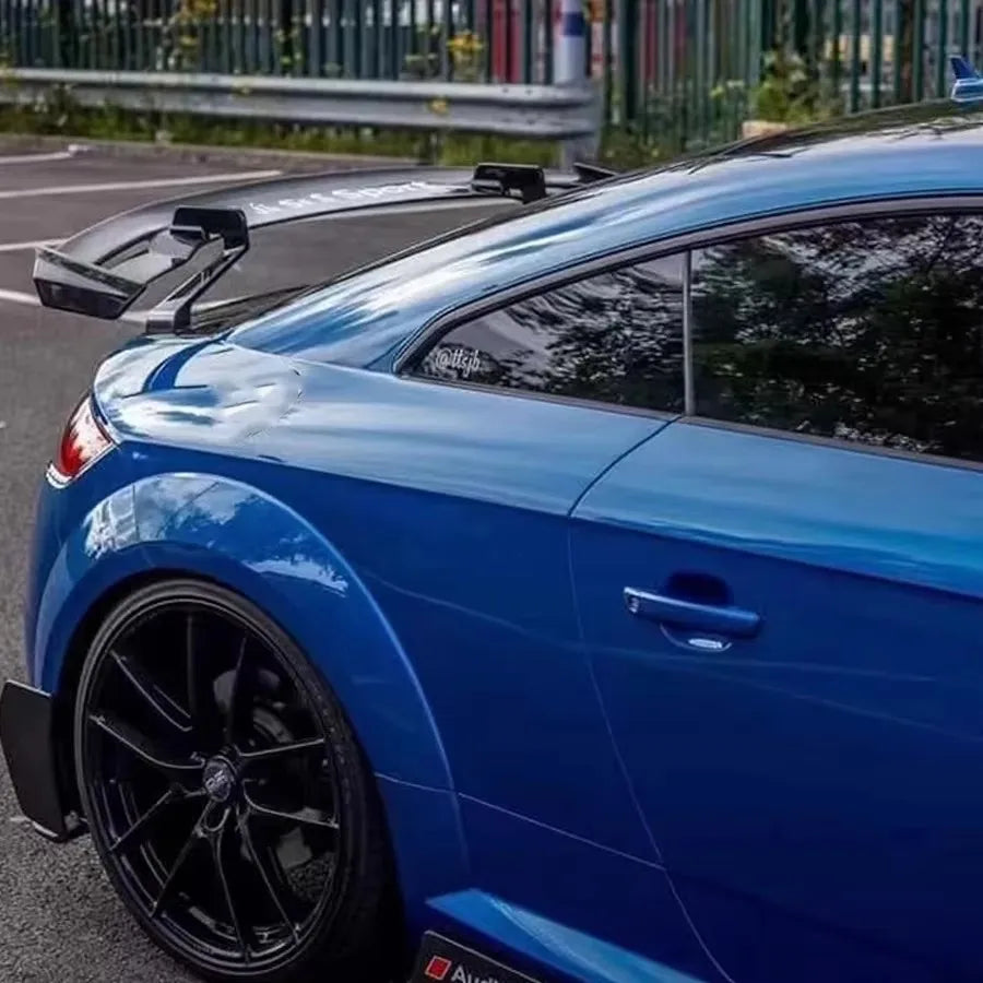 AUDI R8 Carbon Fiber Wing