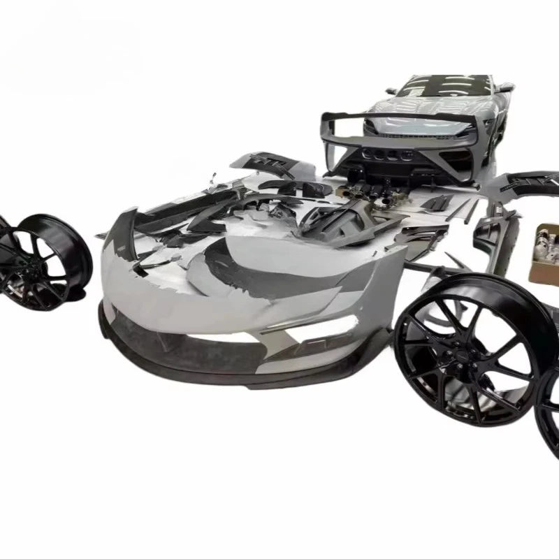 FERRARI SF90 Partial Carbon Fiber Mansori Style Body Kit