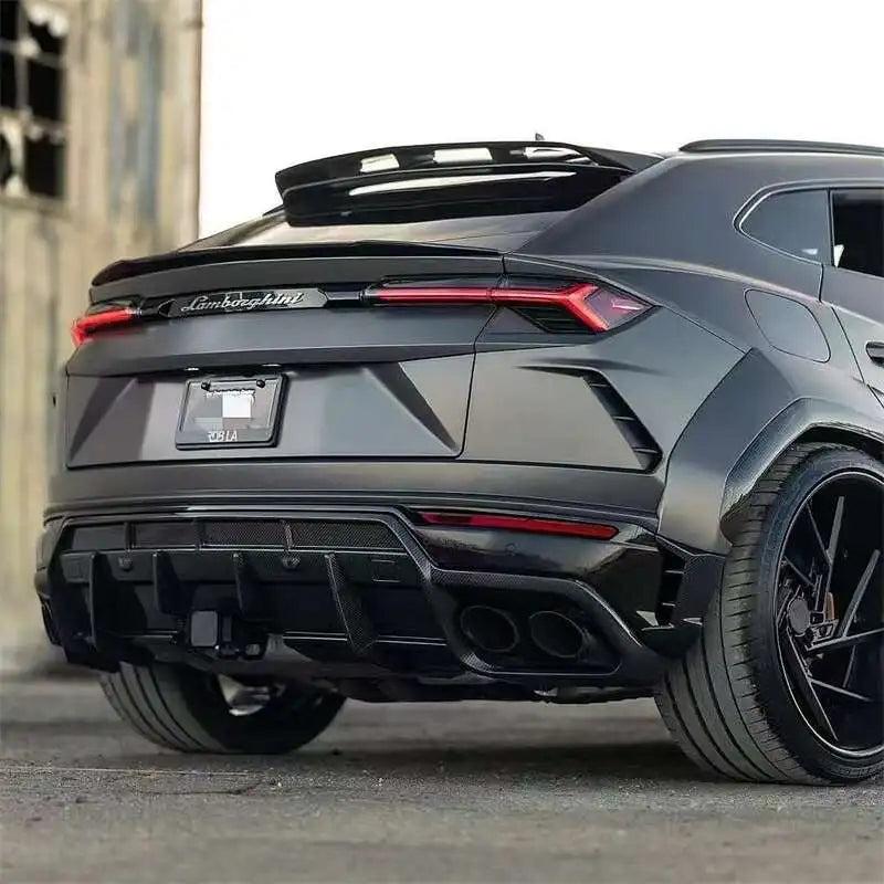 LAMBORGHINI URUS Carbon Fiber Rear Diffuser